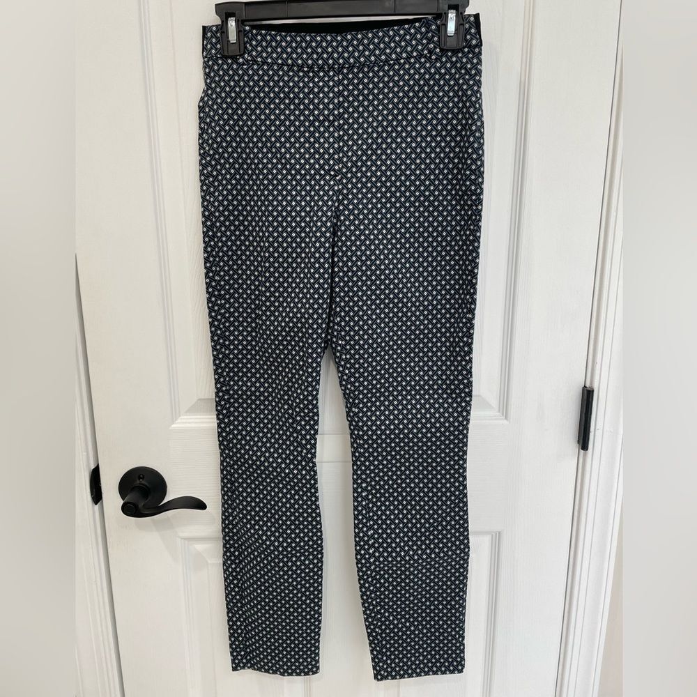 H&M Blue White Small Print Elastic Waist Skinny Pants Women’s Size S